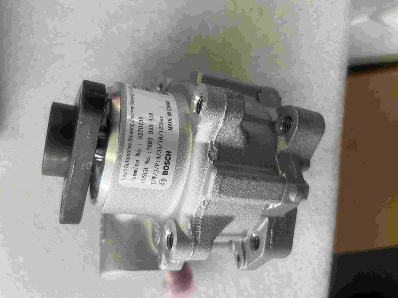 Cummins ISF2.8 engine power steering pump hydraulic pump 5270739F