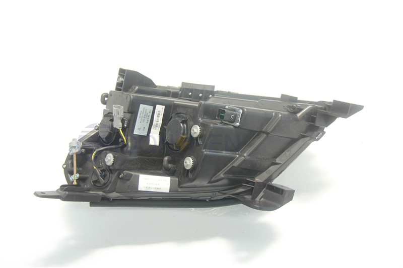 P1371010001A0 Front Left Combination Lamp Foton Tunland Pickup 