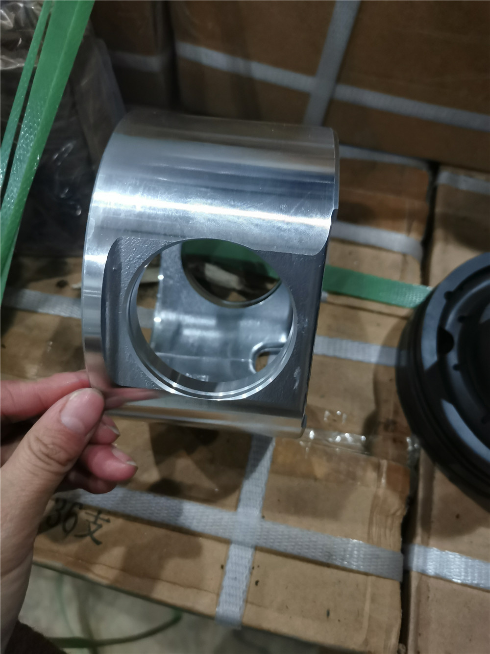 4923744 x15 piston