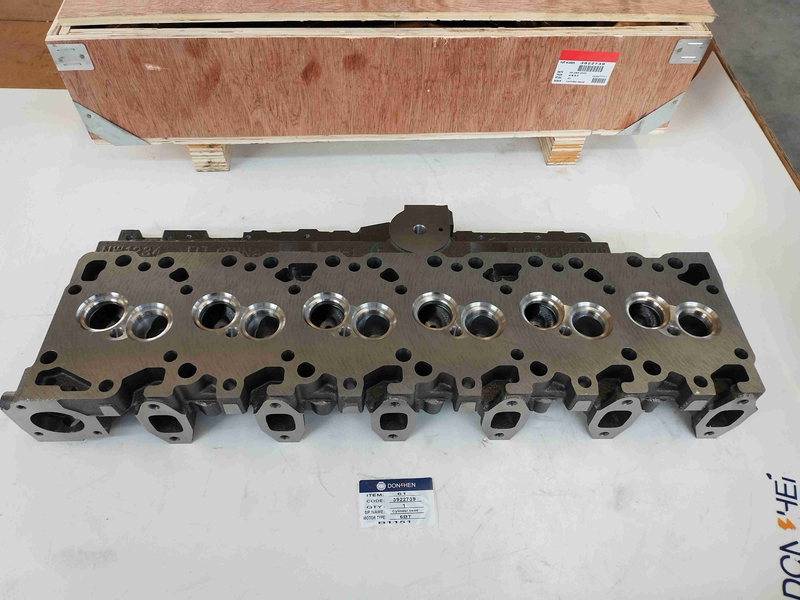 Cummins Engine Parts 6BT Natural Gas 3 Cylinder Head Assembly 3922739